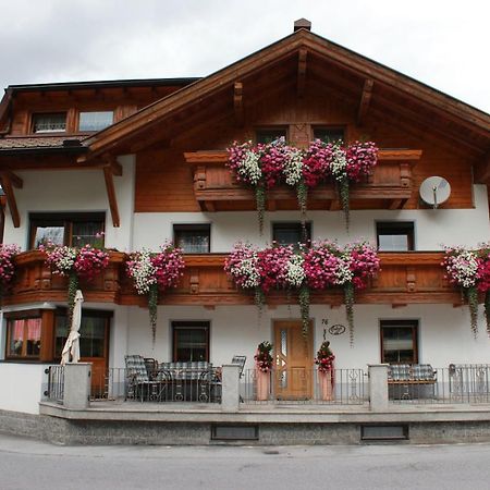 Haus Andrea Apartamento Sankt Leonhard im Pitztal Exterior foto